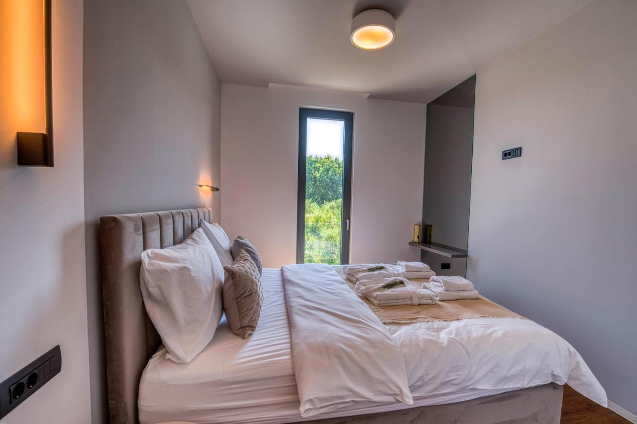 Crystal Holiday Residence II Sukošan 外观 照片