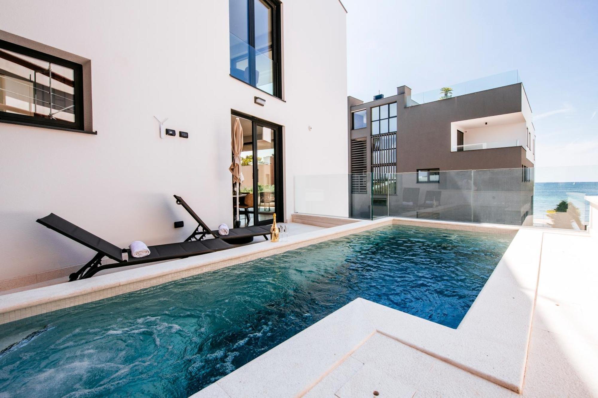 Crystal Holiday Residence II Sukošan 外观 照片