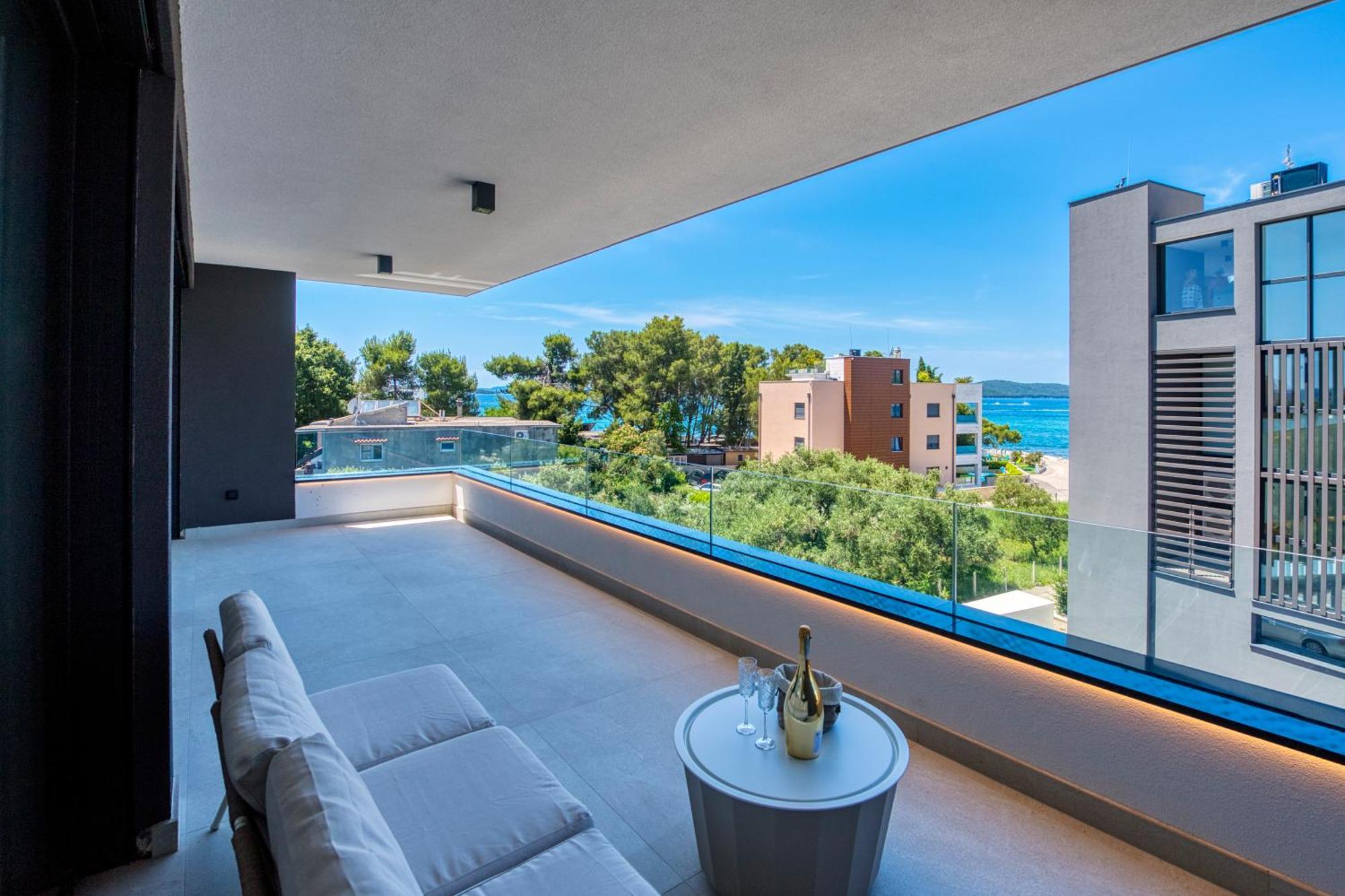 Crystal Holiday Residence II Sukošan 外观 照片