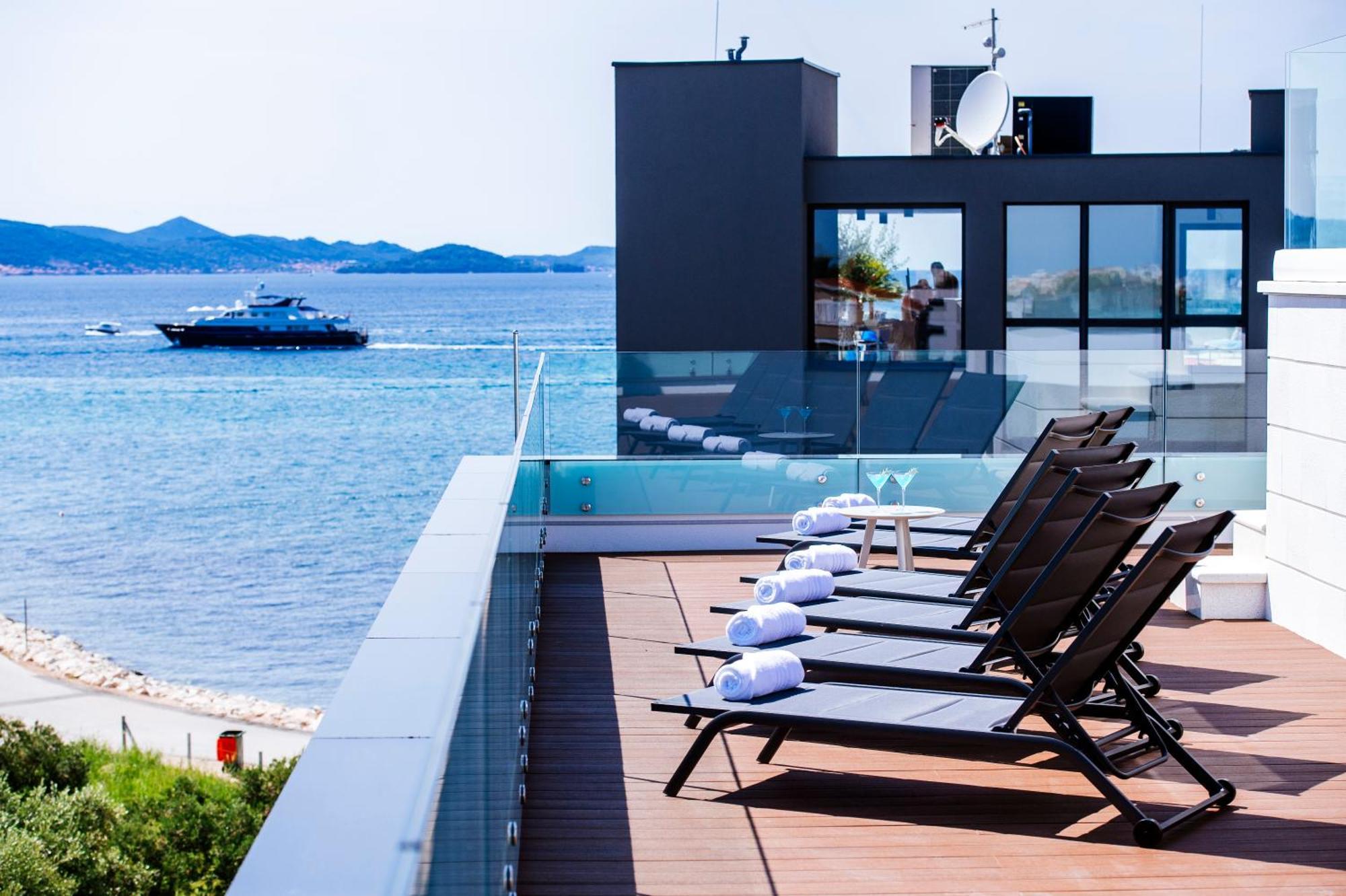 Crystal Holiday Residence II Sukošan 外观 照片